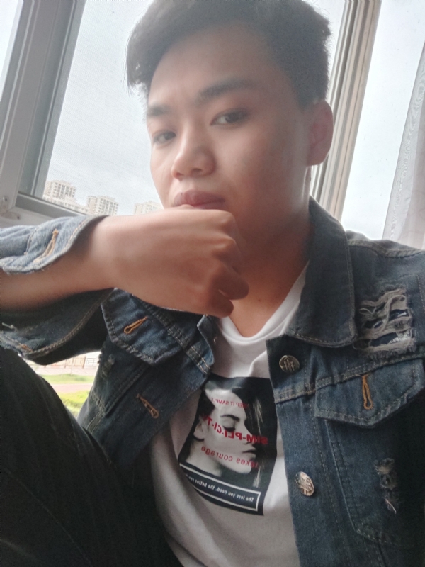 鬼卿的第四张照片--黔东蓝颜知己交友网